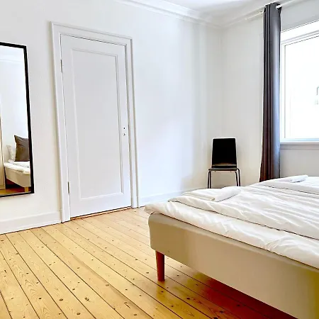 Located Near Vesterbro Apartment Aalborg