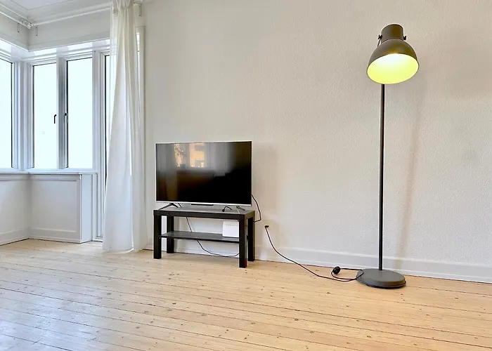 Located Near Vesterbro Apartamento Ålborg