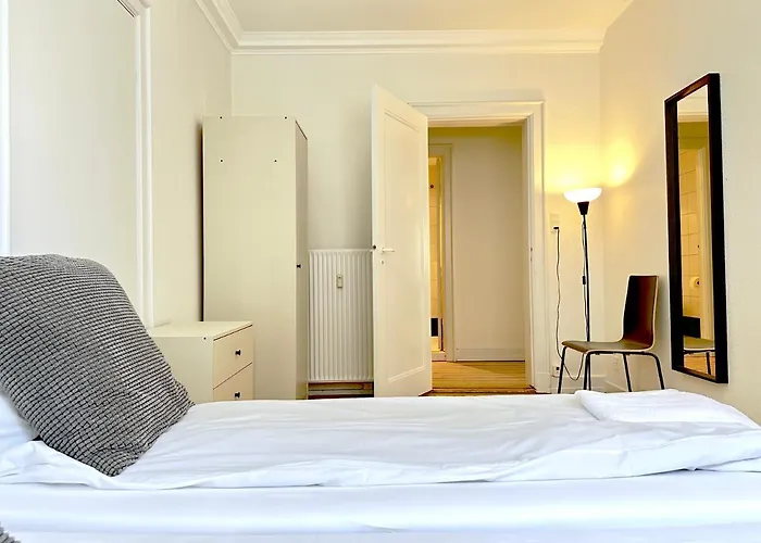 Located Near Vesterbro Apartamento *